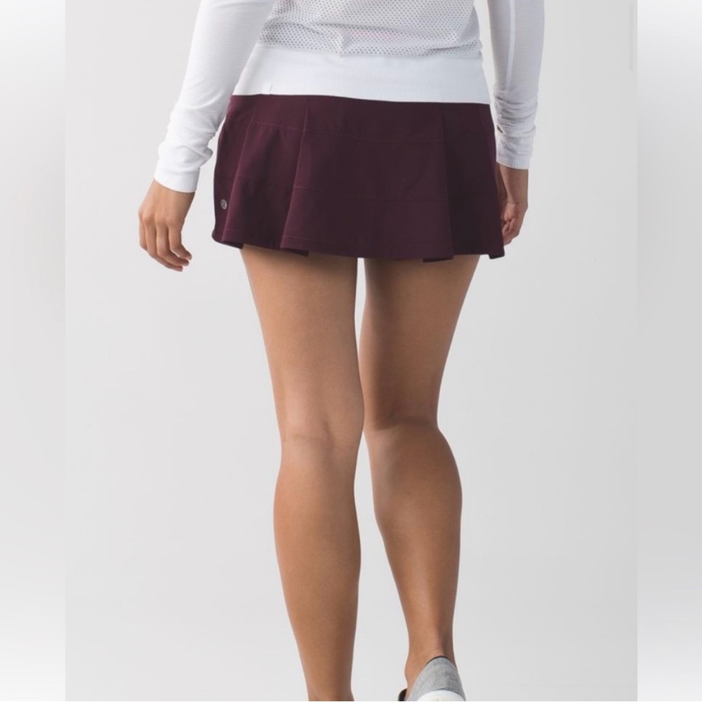 COPY - Lululemon Pace Rival Skirt II (Regular) *4-way Stretch
Bordeaux Drama. S…